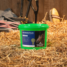 Load image into Gallery viewer, Veteran Plus 1kg - Global Herbs